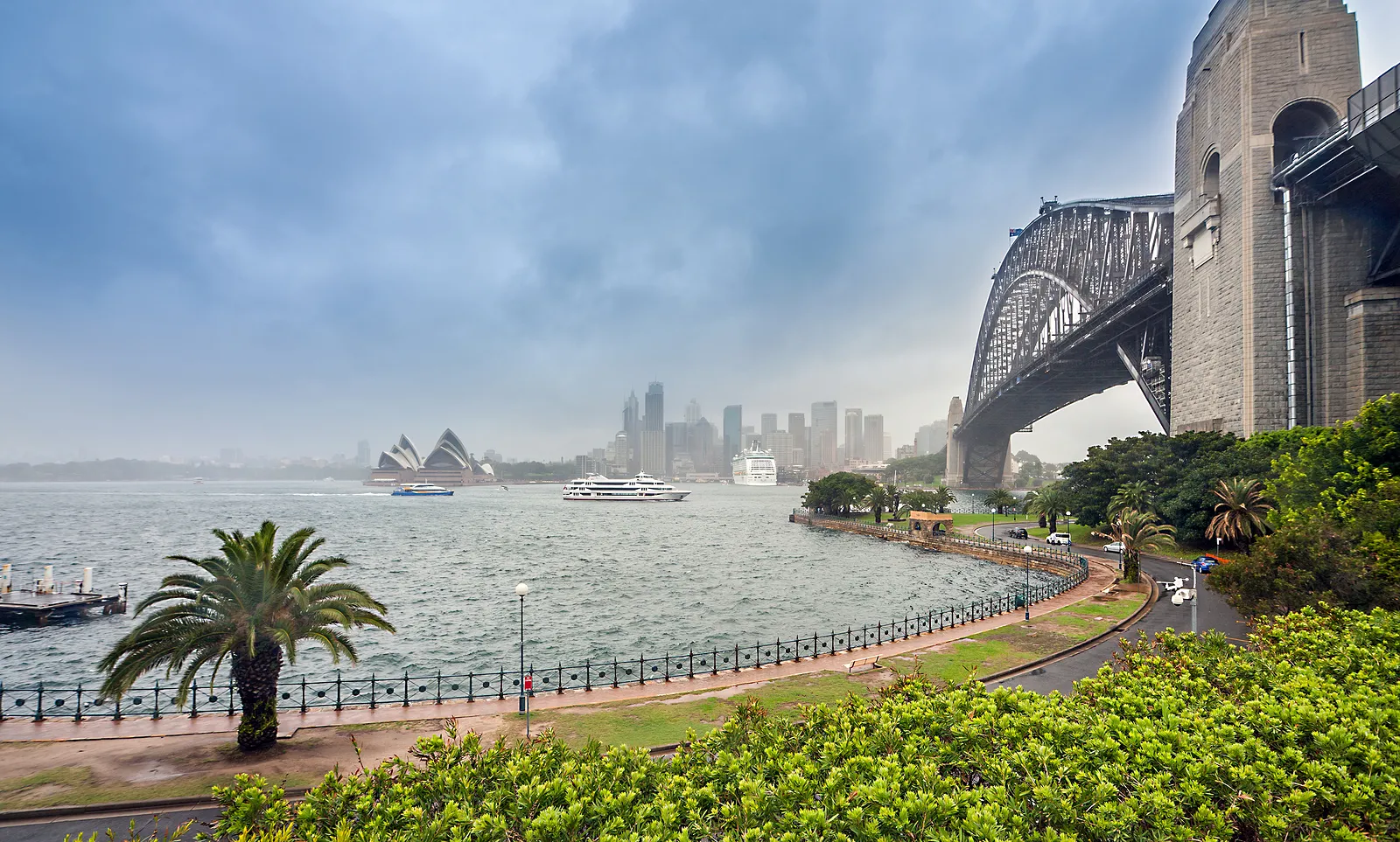 How to maintain indoor comfort during Sydney’s wet & humid summer