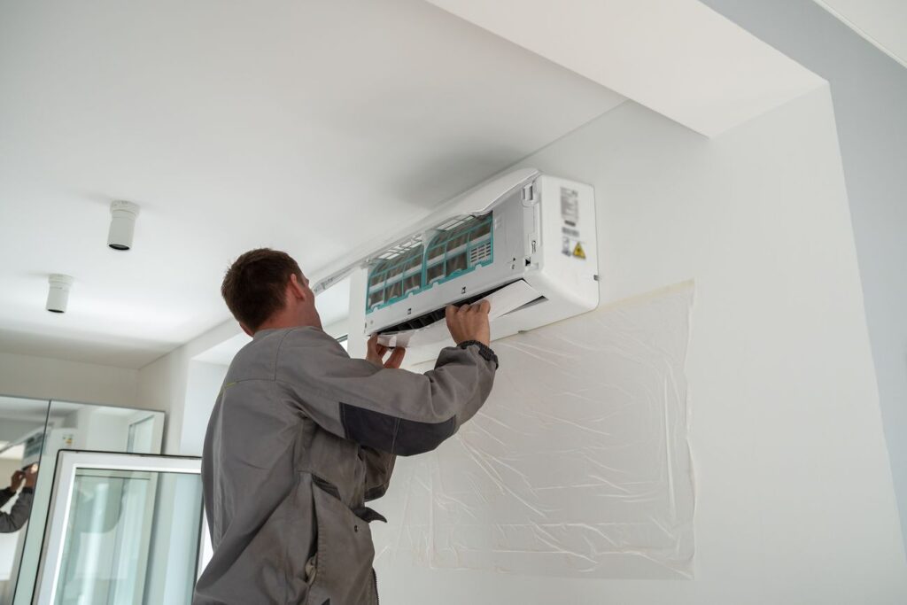 A step-by-step guide to split air conditioning installation